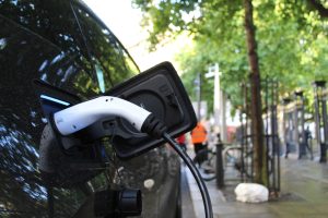 Elektrikli Otomobil Alırken Güncel Fiyatlar ve İpuçları